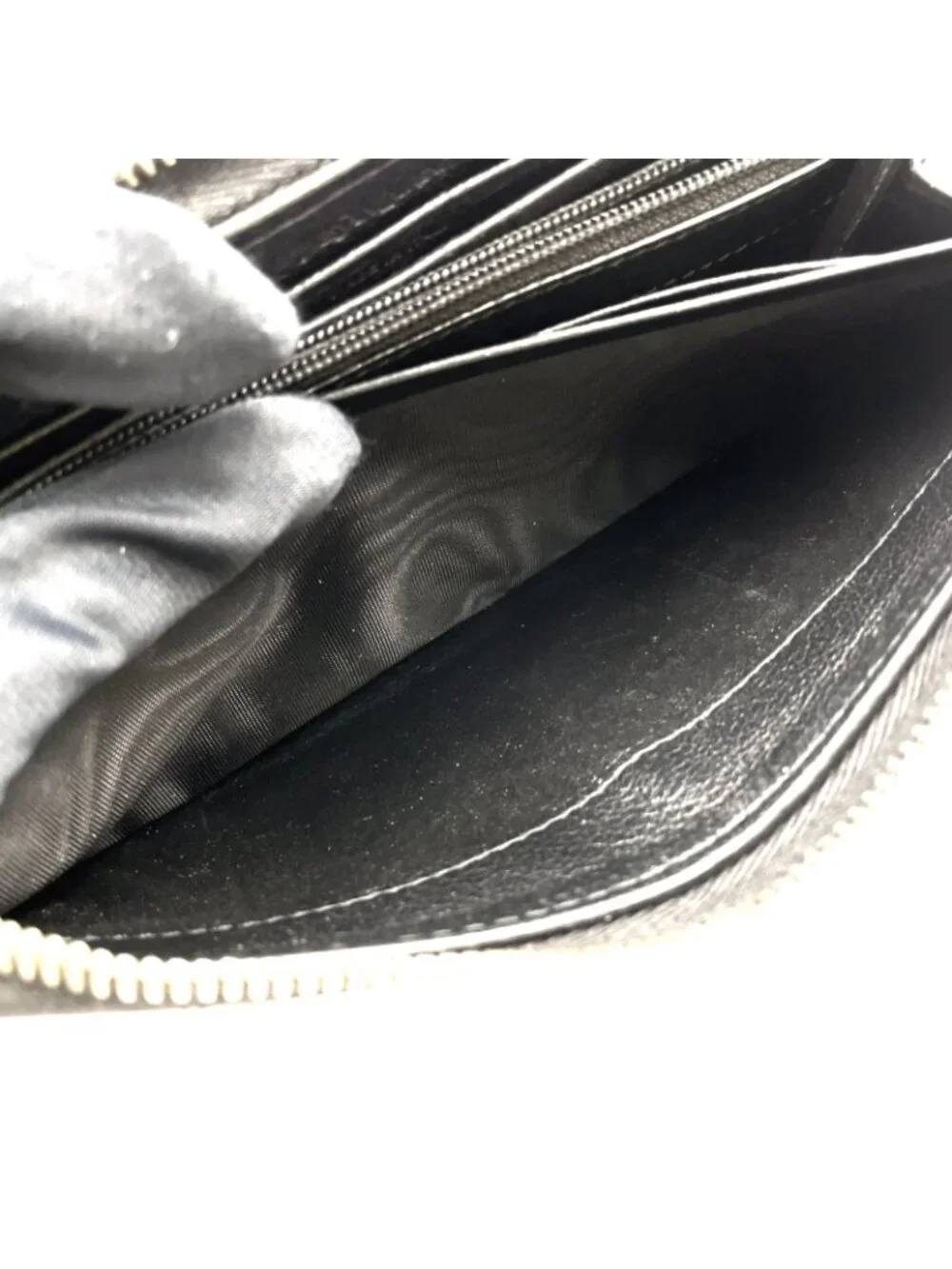 Saint Laurent YSL Logo Bel de Jour Zip Around Leather Black Wallet Gold